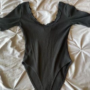 Bodysuits/Crop Tops/Dressy Tops